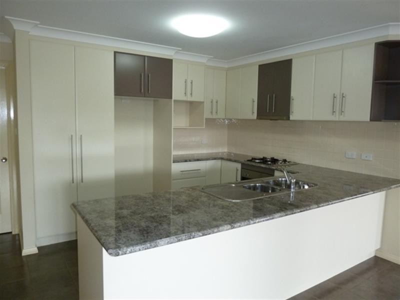 3/6 Yoogali Street, Wagga Wagga NSW 2650