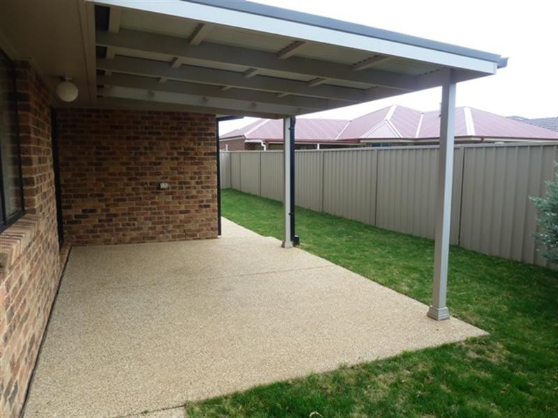 3/6 Yoogali Street, Wagga Wagga NSW 2650