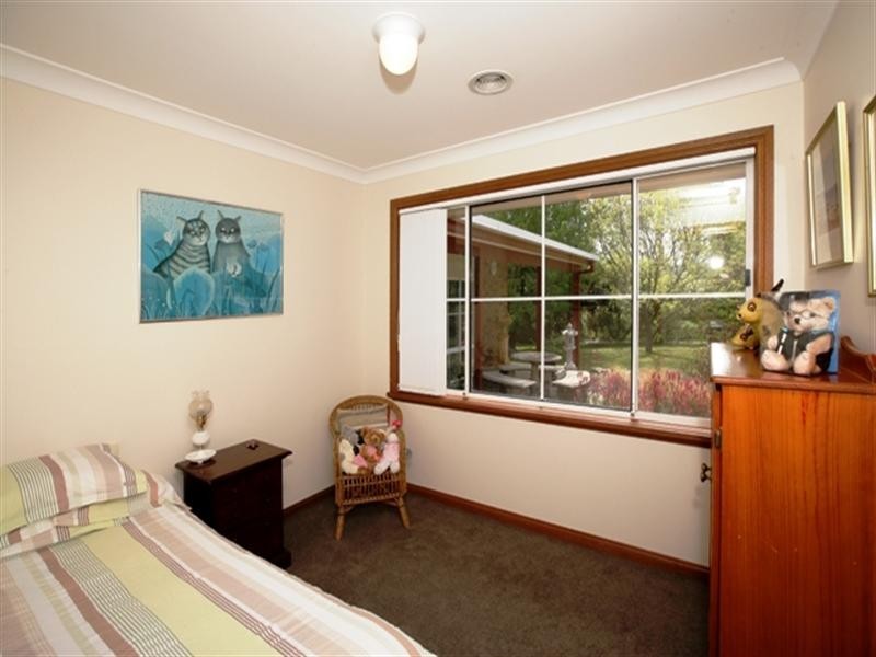 8 Clare Avenue, Lake Albert NSW 2650