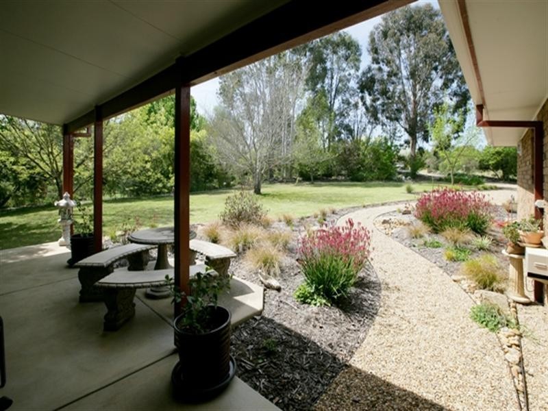 8 Clare Avenue, Lake Albert NSW 2650