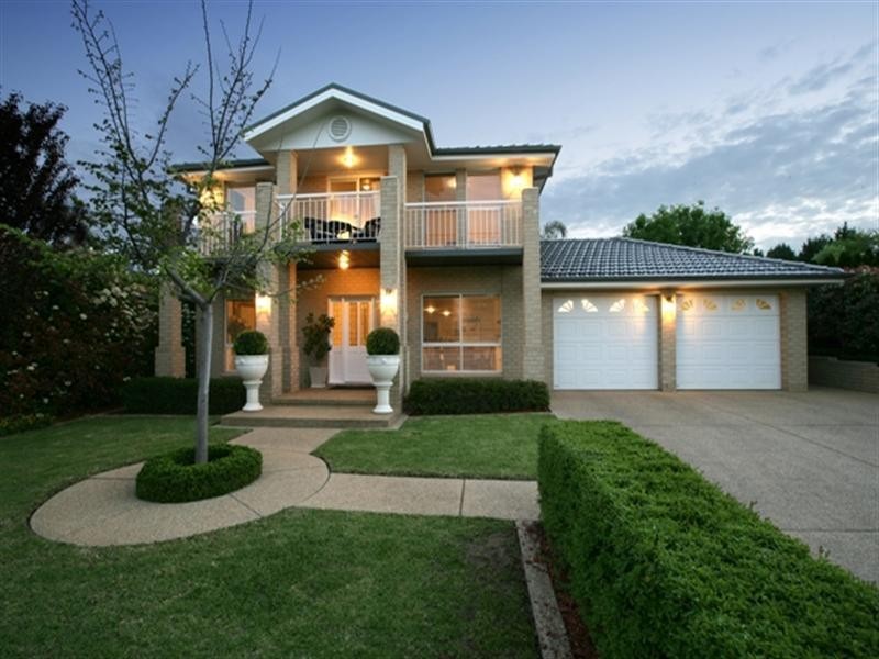 76 Lakehaven Drive, Lake Albert NSW 2650