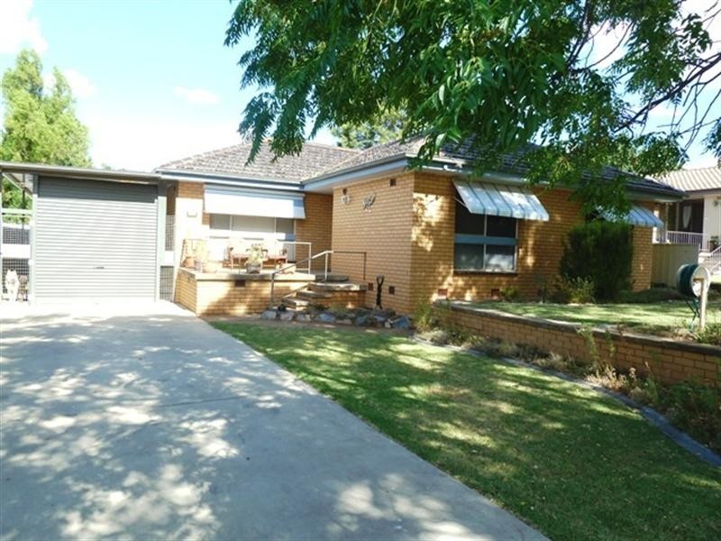 31 Waranga Avenue, Wagga Wagga NSW 2650