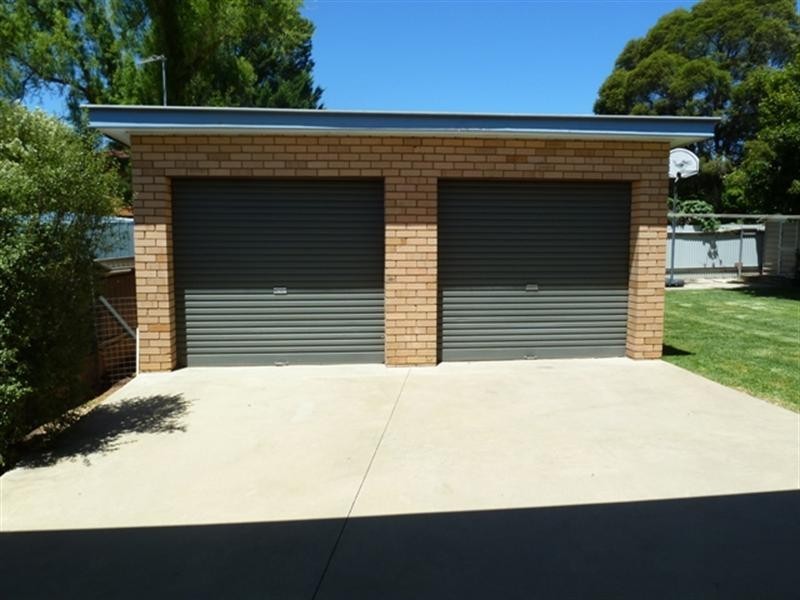 31 Waranga Avenue, Wagga Wagga NSW 2650