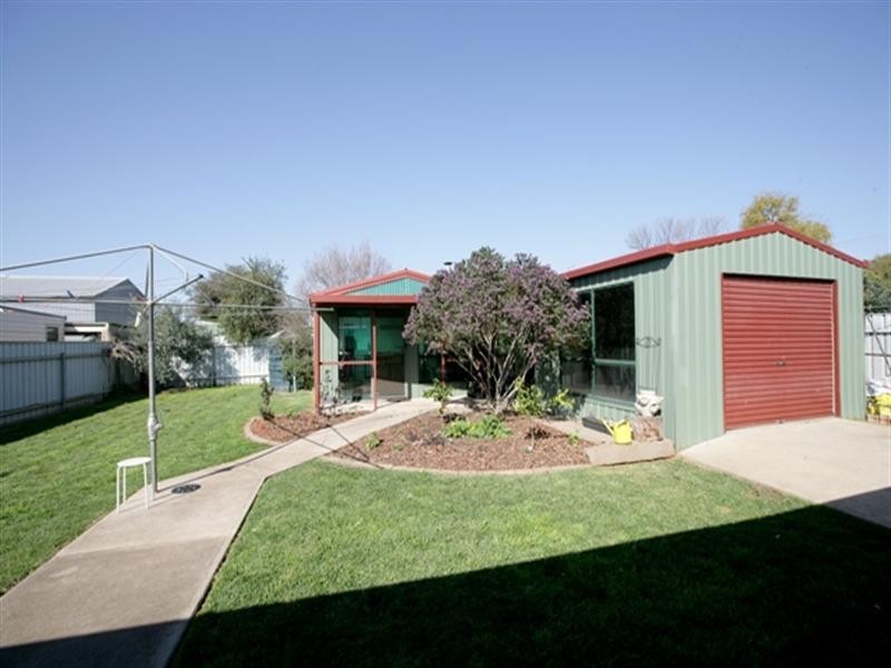 3 Crisp Drive, Wagga Wagga NSW 2650