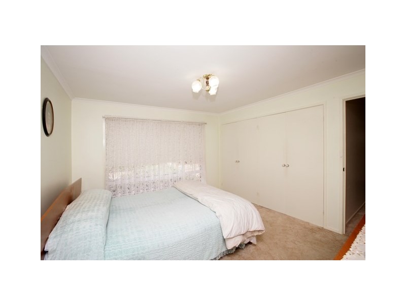 34 Oleander Crescent, Lake Albert NSW 2650