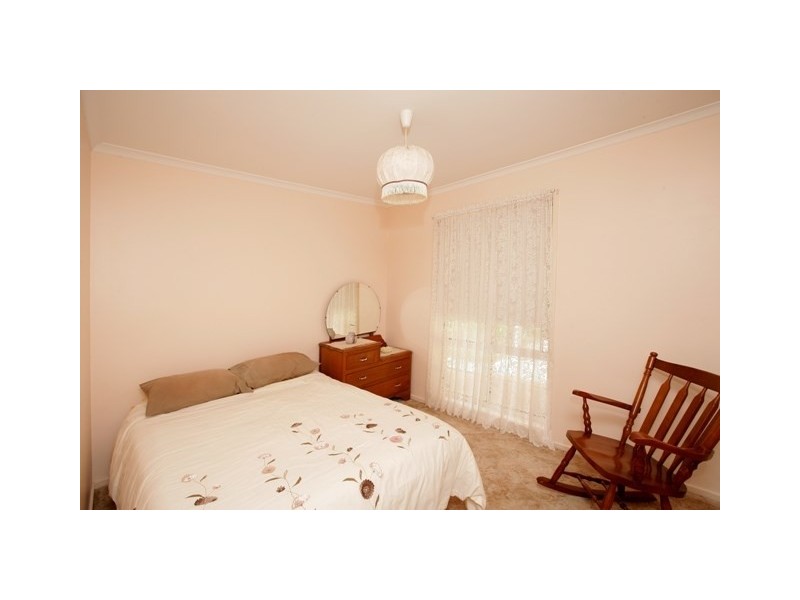 34 Oleander Crescent, Lake Albert NSW 2650