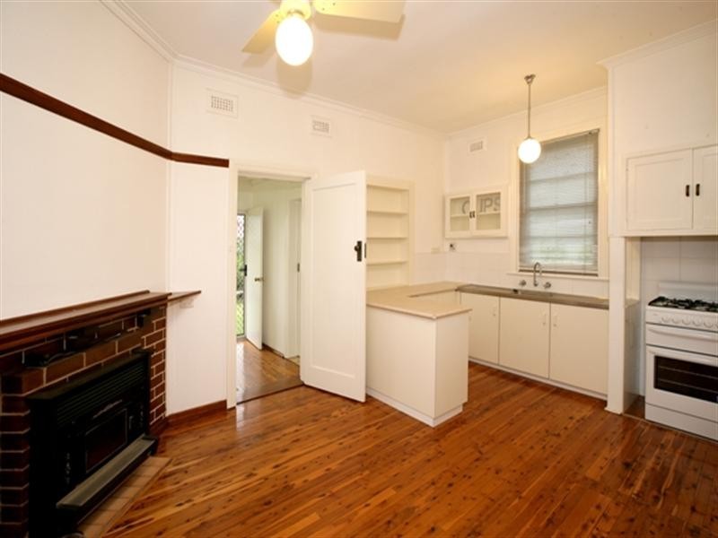 45 Hardy Avenue, Wagga Wagga NSW 2650