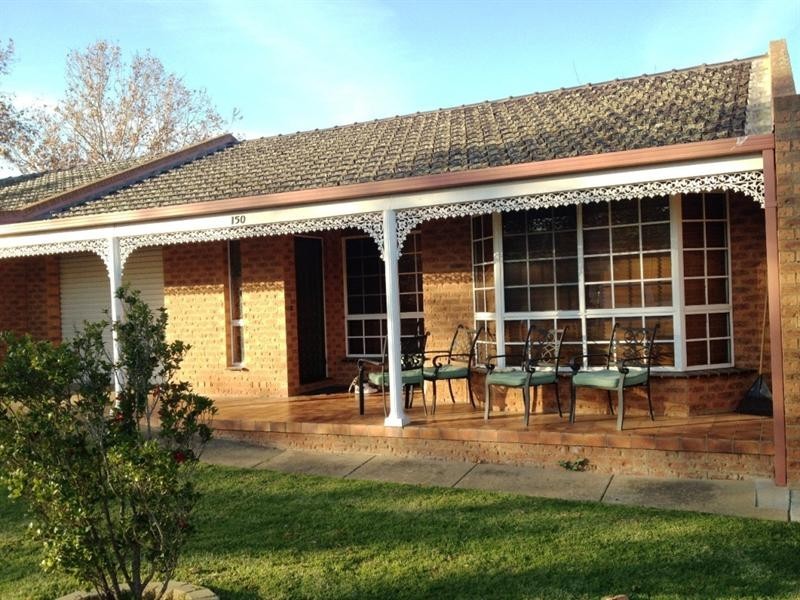 150 Gurwood Street, Wagga Wagga NSW 2650