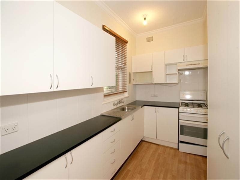 26 Bolger Avenue, Mount Austin NSW 2650