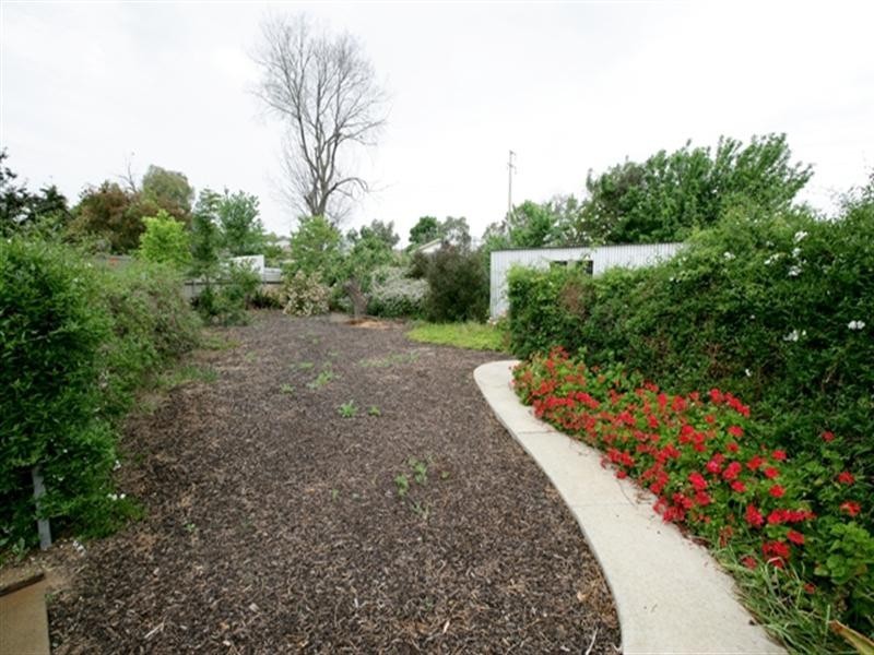 26 Bolger Avenue, Mount Austin NSW 2650