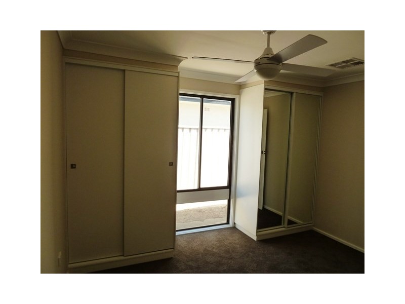 49 Graham Street, Lake Albert NSW 2650