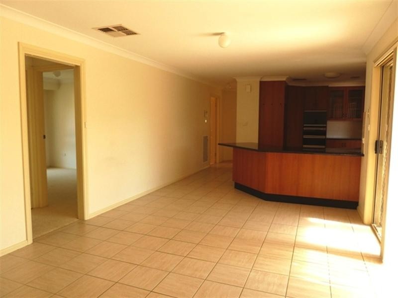 4 Harrier Street, Estella NSW 2650