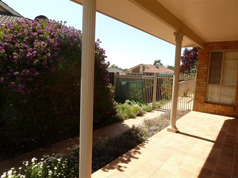 4 Harrier Street, Estella NSW 2650