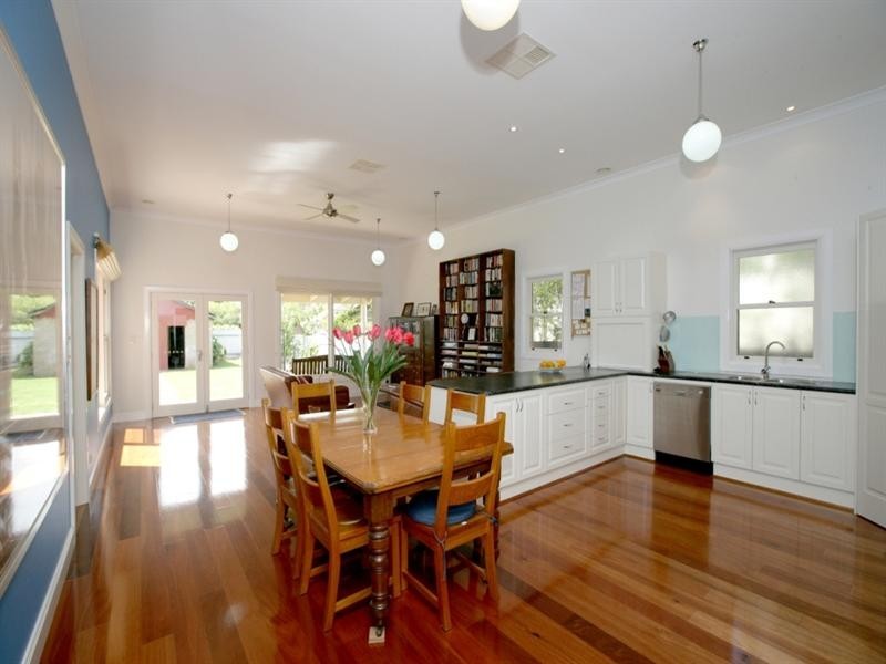 31 Fox Street, Wagga Wagga NSW 2650