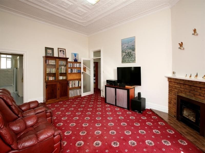 31 Fox Street, Wagga Wagga NSW 2650