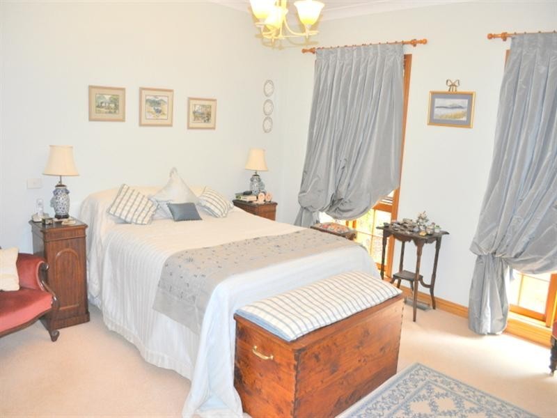 51 Kimberley Drive, Tatton NSW 2650