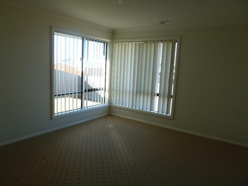 69 Stirling Boulevard, Tatton NSW 2650