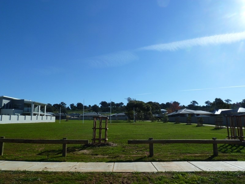 69 Stirling Boulevard, Tatton NSW 2650
