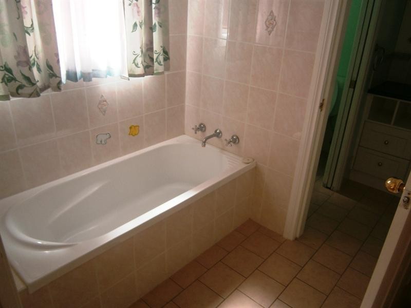 20 Gidgee Place, Wagga Wagga NSW 2650