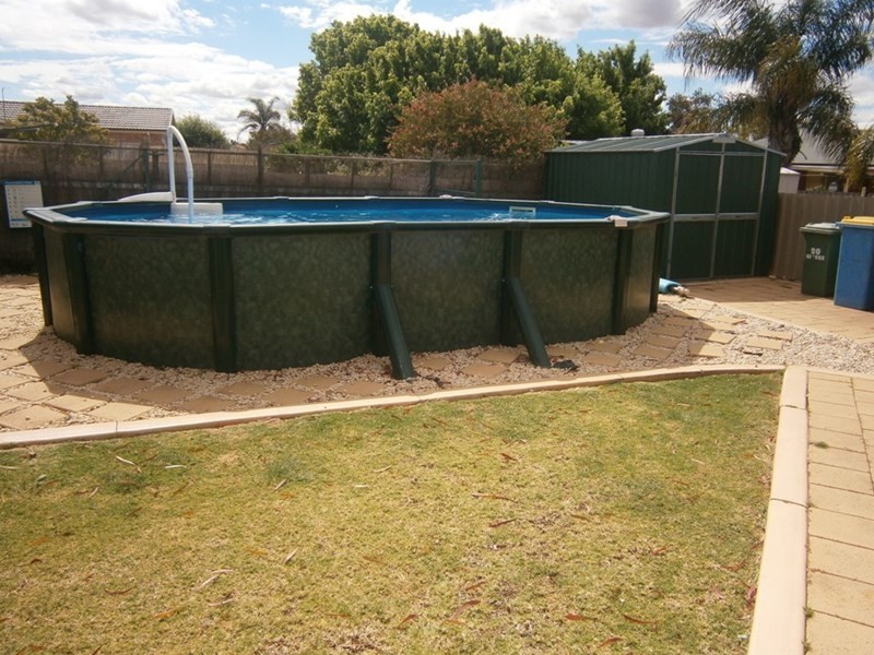 20 Gidgee Place, Wagga Wagga NSW 2650
