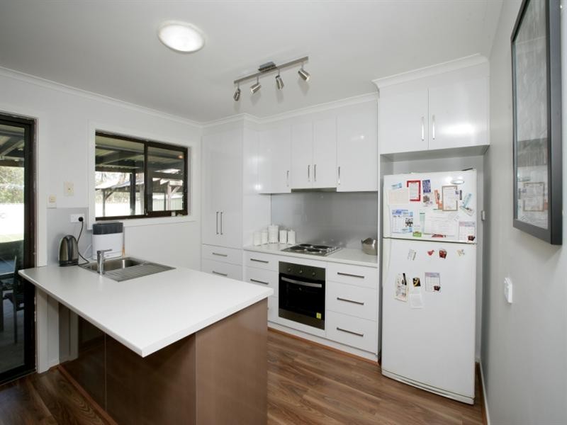 3 Forrest Street, Lake Albert NSW 2650