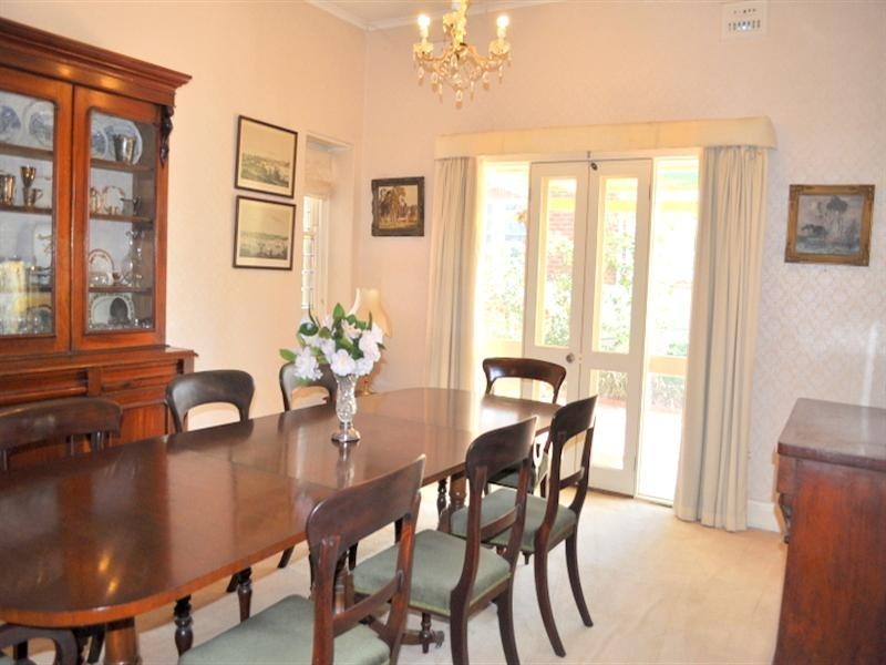 29 Dobbs Street, Wagga Wagga NSW 2650