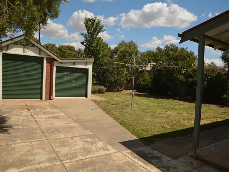 62 Brookong Avenue, Wagga Wagga NSW 2650