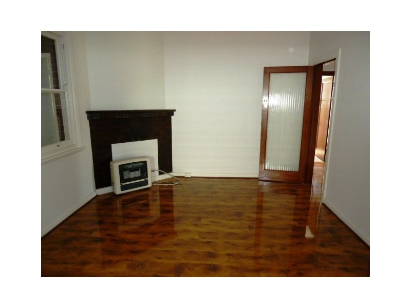 38 Wooden Street, Wagga Wagga NSW 2650