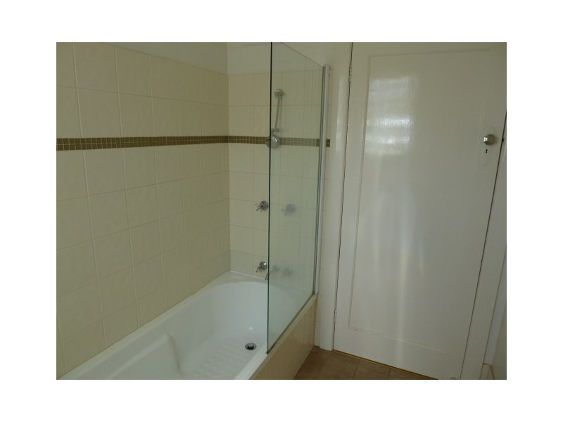 38 Wooden Street, Wagga Wagga NSW 2650