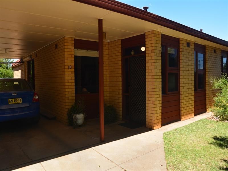 10 Bruce Street, Tolland NSW 2650