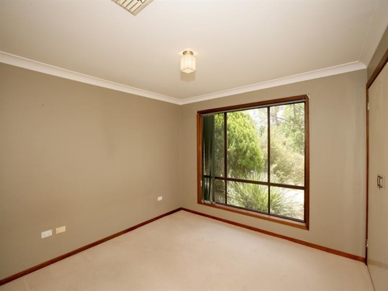 24 Pugsley Avenue, Estella NSW 2650