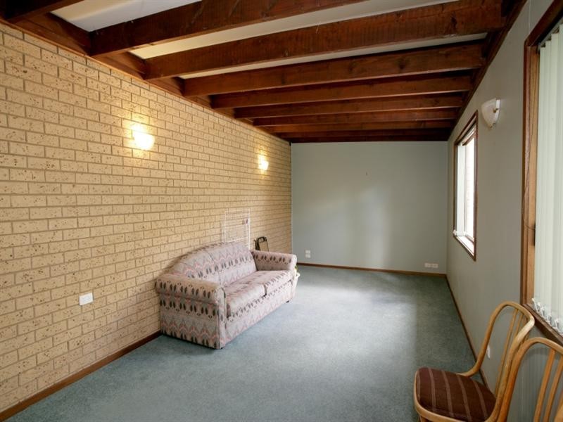 24 Pugsley Avenue, Estella NSW 2650