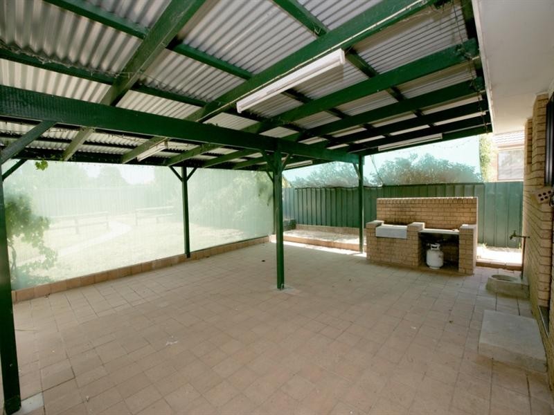 24 Pugsley Avenue, Estella NSW 2650