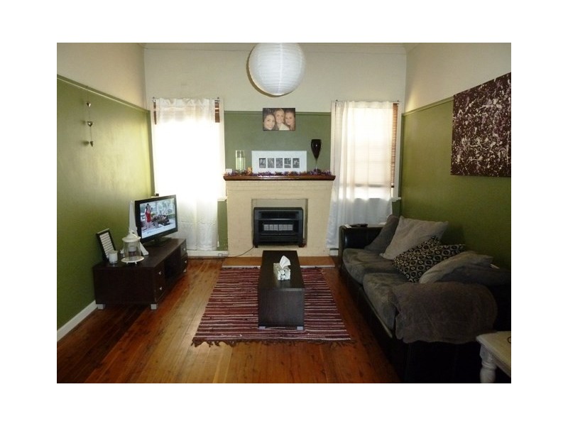 64 Bourke Street, Wagga Wagga NSW 2650