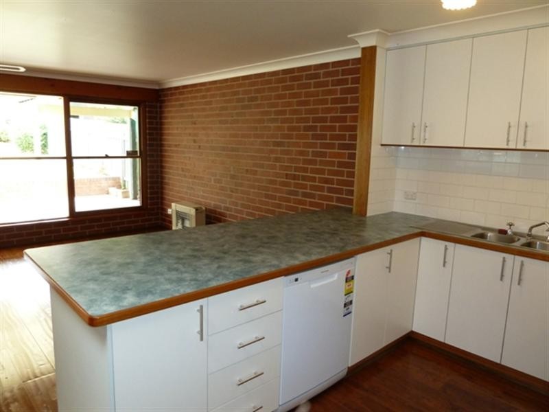 36 Garland Street, Wagga Wagga NSW 2650