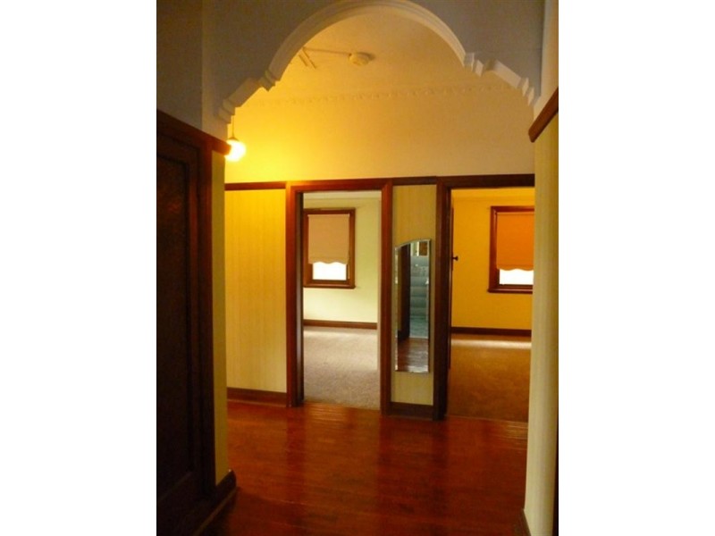 36 Garland Street, Wagga Wagga NSW 2650