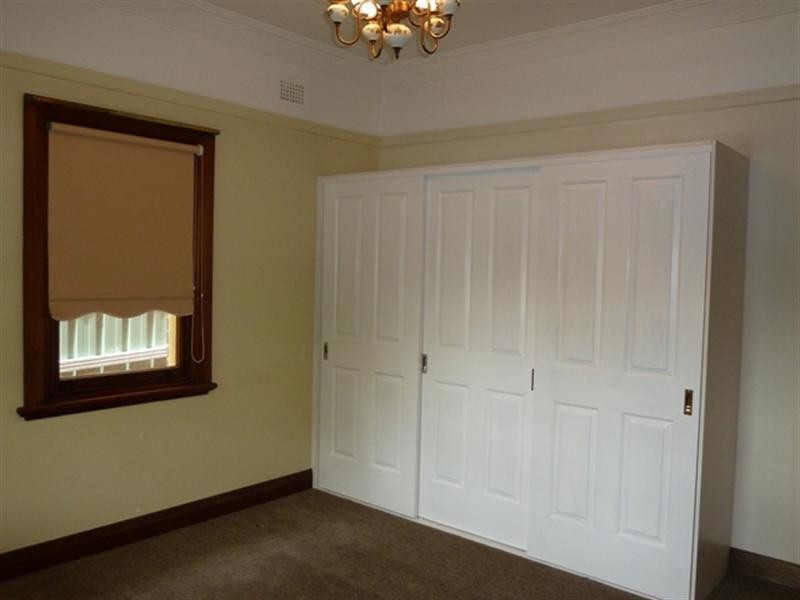 36 Garland Street, Wagga Wagga NSW 2650