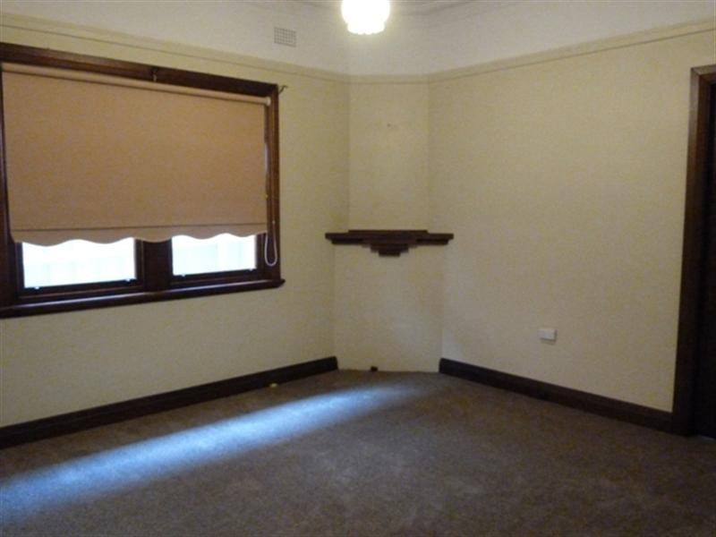 36 Garland Street, Wagga Wagga NSW 2650