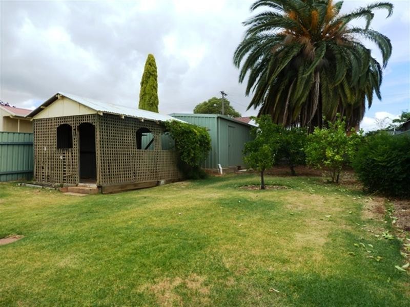 36 Garland Street, Wagga Wagga NSW 2650