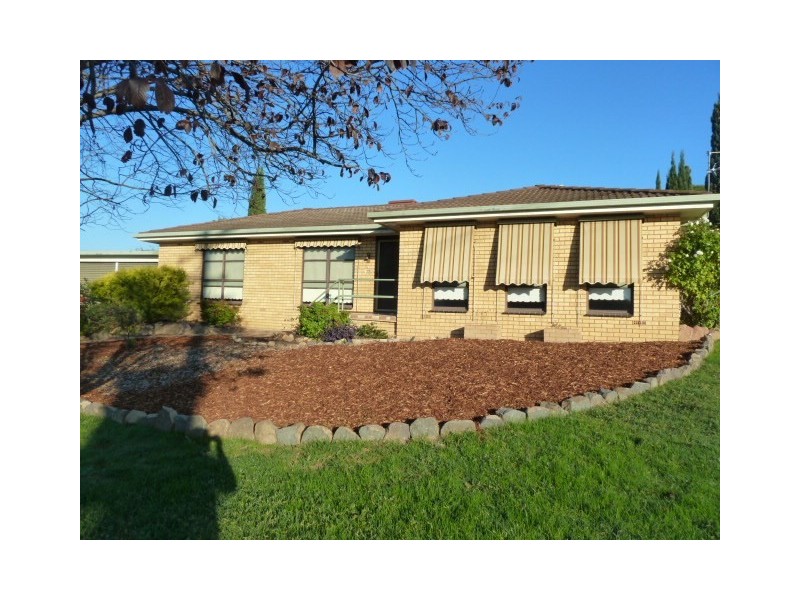 37 Merinda Crescent, Wagga Wagga NSW 2650