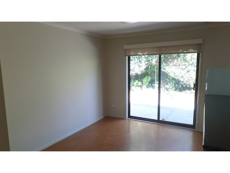 37 Merinda Crescent, Wagga Wagga NSW 2650