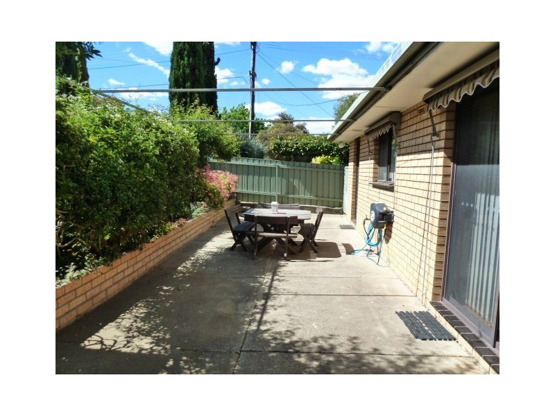 37 Merinda Crescent, Wagga Wagga NSW 2650