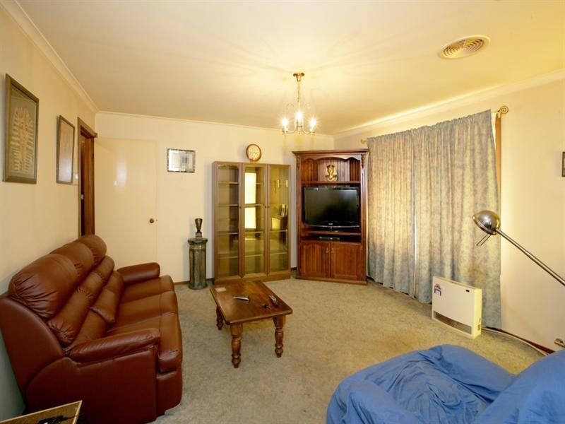 1/61 Main Street, Lake Albert NSW 2650