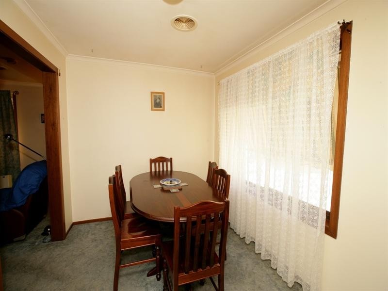 1/61 Main Street, Lake Albert NSW 2650