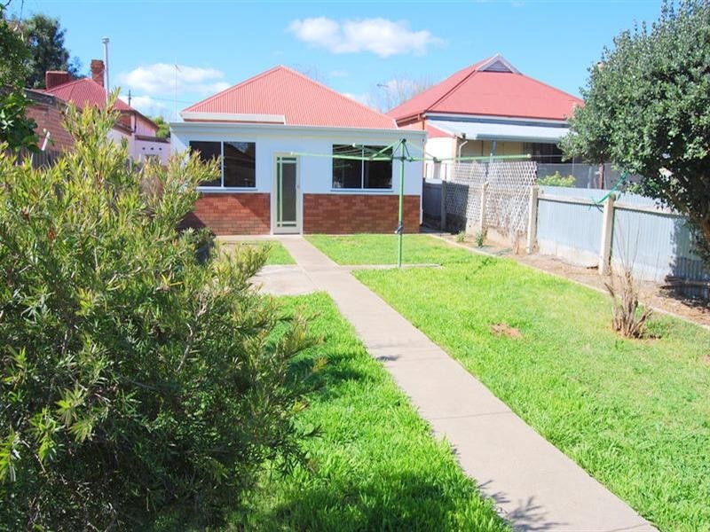 68 Fox Street, Wagga Wagga NSW 2650