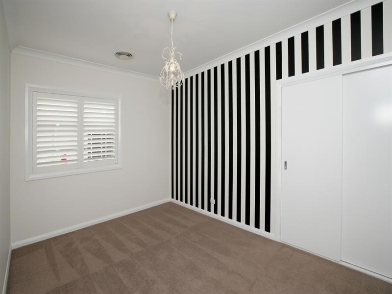 18 Brindabella Drive, Tatton NSW 2650