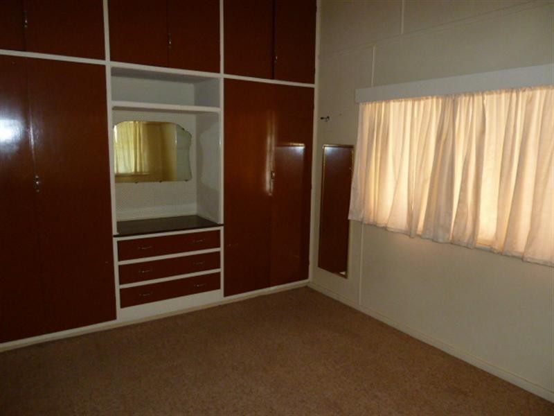 68 Peter Street, Wagga Wagga NSW 2650