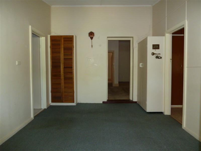 68 Peter Street, Wagga Wagga NSW 2650