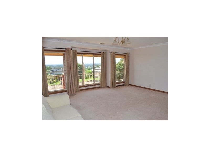 58 Amaroo Street, Wagga Wagga NSW 2650