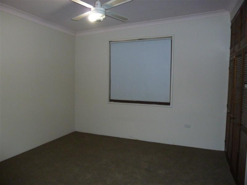 4 Castlereagh Avenue, Wagga Wagga NSW 2650